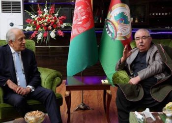 خلیلزاد په جوزجان کې له جنرال دوستم سره کتلي دي