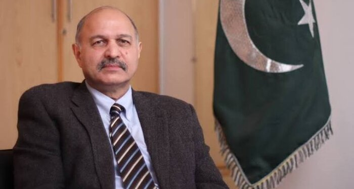 مشاهد حسین: د پاکستان واضح پلان و چې افغانستان یې پنځمه صوبه وي