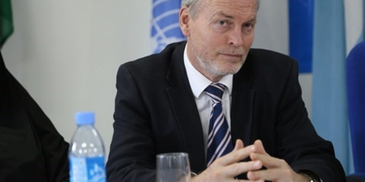 نیکولاس کې: سیاسي مشران دې خپلمنځي ستونزې حل کړي