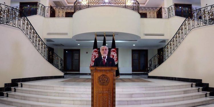 عبدالله: مبارزه مې فردي نه بلکې د افغانستان د ولسواکي د بقا لپاره ده