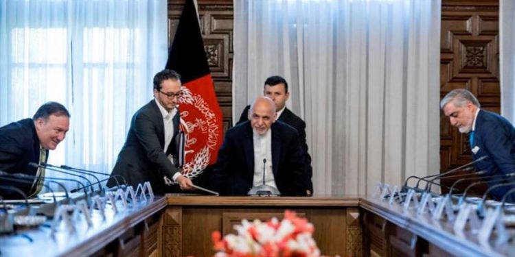 امریکا: یو میلیارد ډالر مو کم کړل، د نورو مرستو پر لا کمولو غور کوو