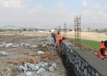 حیدري: په ننګرهار کې د ۱۴۲ میلیونو افغانیو په لګښت د اوبو رسونې پروژې پلې کېږي