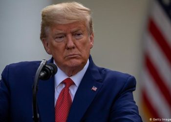 ټرمپ: له فرصت ګټه اخلو د تېلو ملي زېرمې ډکوو