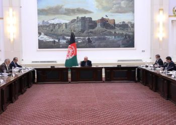 اضطرار کميټه: یوه میاشت کې به ۴۰ زره کسانو ته د کار زمینه برابره شي