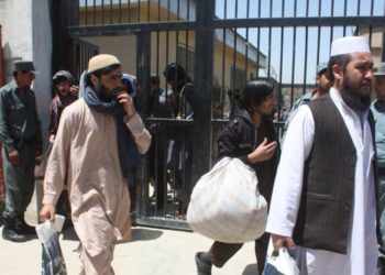 طالبان: د بندیانو د خوشي کولو په تړاو نور له حکومت سره خبرې نه کوو