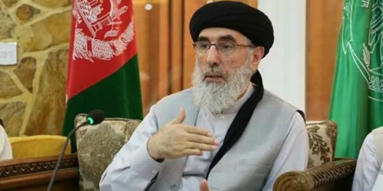 ګلبدین حکمتیار: امریکا په افغانستان کې د روان بحران تر شا ده
