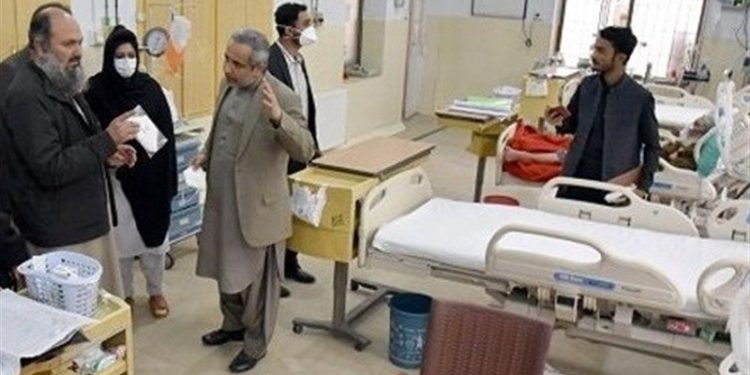 تېرو ۲۴ ساعتونو کې؛ پاکستان کې د کرونا ۴۶۵ مثبتې پېښې ثبت شوي دي
