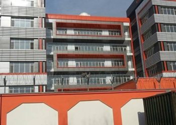 دفاع او داخله وزارتونه میلیاردونه افغانۍ د برېښنا پوروړي دي