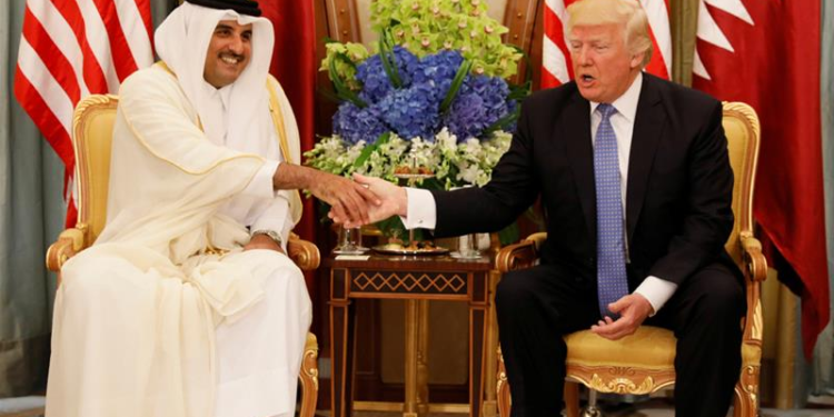 ټرمپ د قطر له امیر سره د افغانستان په اړه خبرې کړې دي