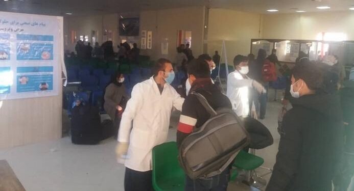 سعودي څخه هېواد ته د سلګونو بندي افغانانو لېږد سبا پیلیږي