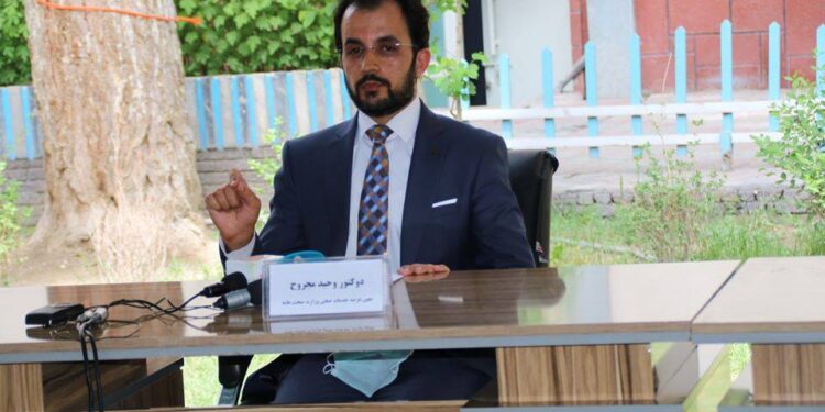 مجروح: که د ډاکټرانو امنیت خوندي نشي، دندې ته نه حاضریږي