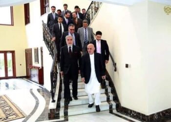 د واک پر سر اختلاف د خلکو اندېښنې زیاتې کړې دي