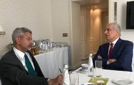 خلیلزاد د سولې پرمختګ په اړه هندي چارواکو سره خبرې کړې