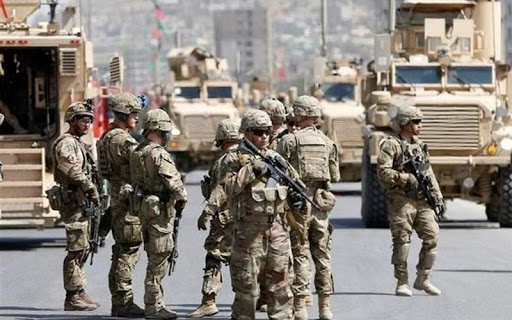 امریکا: عراق کې د تل لپاره نه پاتې کېږو او نه هم پوځي اډې غواړو