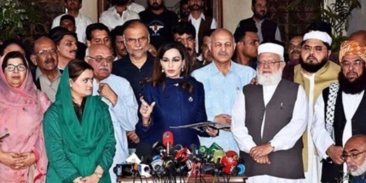 د پاکستاني حکومت؛ مخالفو سیاسي ګوندونو له عمران خان د استعفا غوښتنه کړې