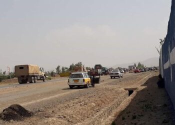 خلک: حکومت دې د لویو لارو امنیت خوندي کړي