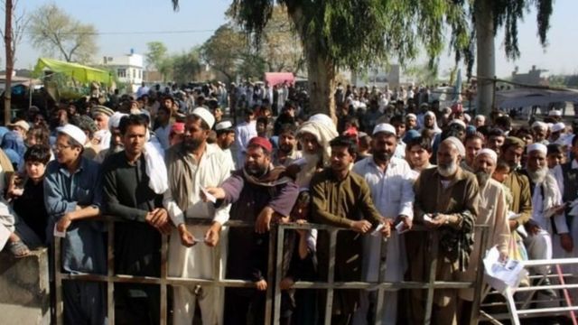 روان کال کې څلور لکه کډوال هېواد ته را ستانه شوي دي