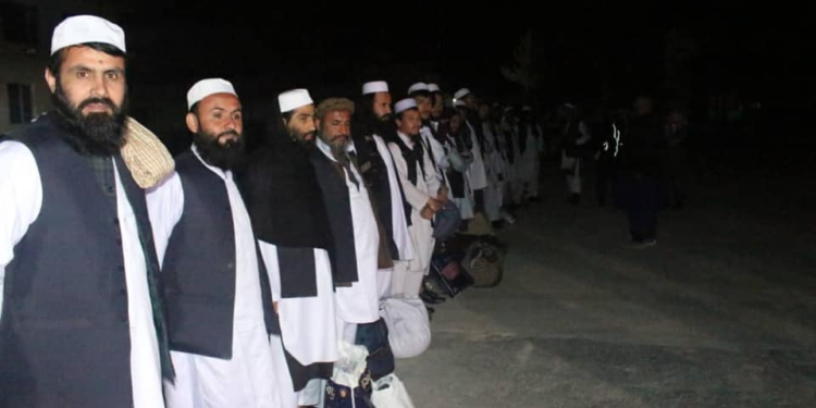 حکومت: د ۶۰۰ طالب بندیانو په اړه مو دریځ نه بدلیږي، نه یې خوشې کوو