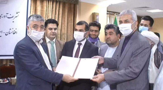 د ایران له لوري مرسته شوي طبي توکي افغانستان ته رسېدلي