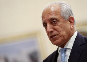 خلیلزاد: د بین الافغاني خبرو د پیل لپاره د ځنډ هېڅ پلمه نه ده پاتې