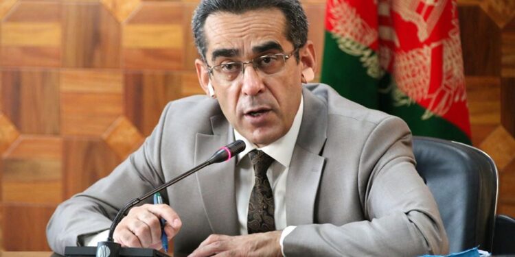 عثماني: افغانان هر کال؛ بهر کې ۵۰۰ میلیونه ډالره پر روغتیايي خدماتو لګوي