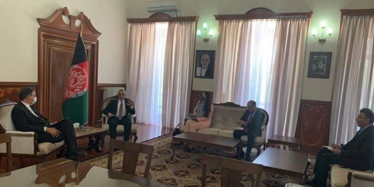 ناټو: تلپاتې سولې ته تر رسېدو د افغانستان تر څنګ ولاړ یو