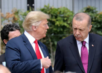 ټرمپ: اردوغان د چا نه اوري خو زما خبرو ته غوږ نیسي