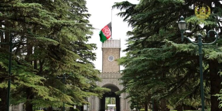 افغان حکومت: لومړی دې طالبان ورسره پاتې بندي سرتېري خوشي کړي