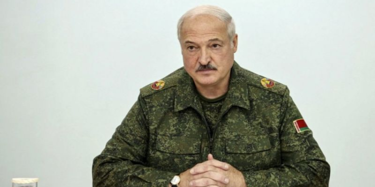ناټو د تجزیې په اړه د بیلاروس د ولسمشر وروستۍ ادعا رد کړې