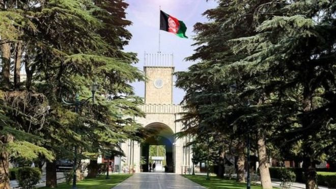 افغان حکومت: د طالبانو بندیان مو خوشي کړل، دوی هم کومانډویان خوشي کړي دي