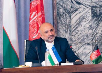 حنیف اتمر د لوړپوړي پلاوي په مشرۍ تاجکستان ته تللی