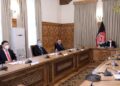 ولسمشر غني د چین استازي ته: طالبان باید وهڅول شي چې اوربند ته غاړه کېږدي