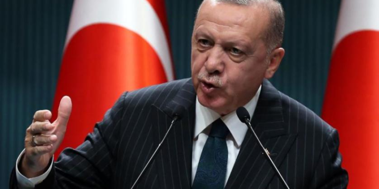 اردوغان:ارمنستان دې له اشغال لاس واخلي سوله خپله راځي