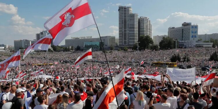 په بلاروس کې پر لاریون کوونکو د برید امر شوی دی