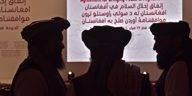 پخوانی ایرانی ډیپلوماټ:امریکا پخپله طالبانو ته د برترۍ احساس ورکړی