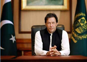 عمران خان: د افغانستان سوله د ټولې سیمې لپاره مهمه ده