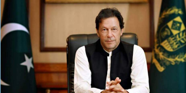عمران خان: د افغانستان سوله د ټولې سیمې لپاره مهمه ده