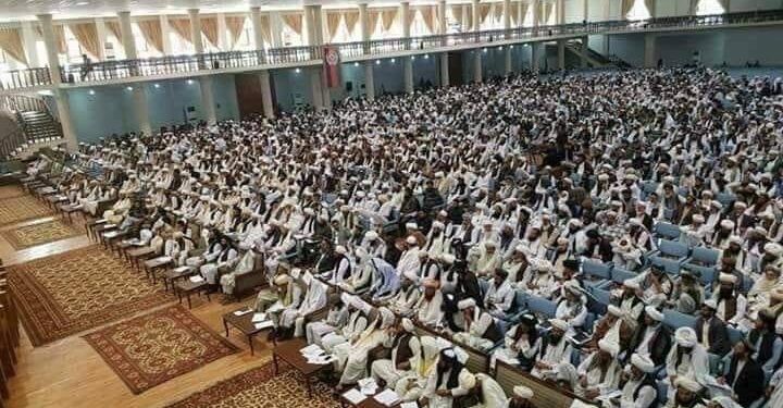 دیني عالمانو افغانستان کې روانه جګړه ناروا بللې