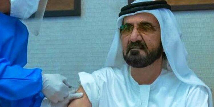 د اماراتو او بحرین دولتي چارواکو د چین جوړ کرونا ضد واکسین کارولي