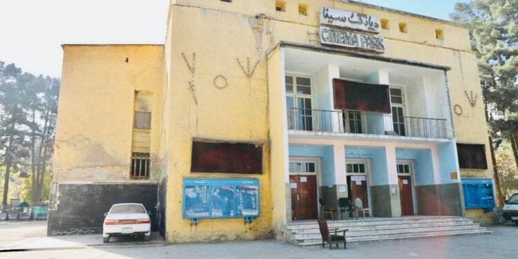 فرهاد دریا امرالله صالح ته: طالبانو بودا مجسمه ورانه کړه،ته د کابل فرهنګ ورانوې