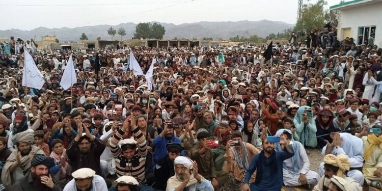 میرانشا کې د پښتون ژغورنې غورځنګ ستره غونډه روانه ده