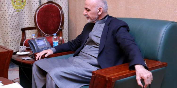 امریکا ولسمشر غني ته: له افغان ځواکونو او افغان حکومت مو ملاتړ دوام کوي