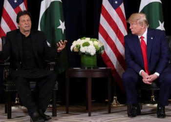 عمران خان: جو بایډن دې د افغانستان په اړه د ټرمپ تګلارې ته ادامه ورکړي