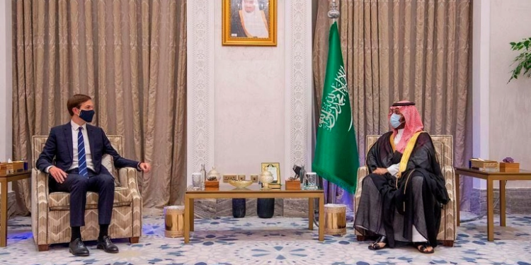 سعودي عربستان امریکا ته؛ د اسراییلو الوتکې زموږ له هوایي حریم استفاده کولی شي