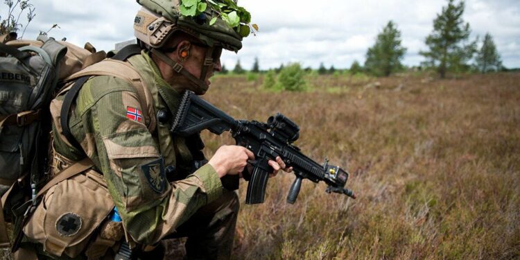 ناروې: له افغانستان خپل سرتیري نه وباسو