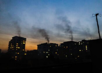 چاپریال ساتنې ادارې: هغه فابریکې تړو چې معیاري سون توکي نه کاروي