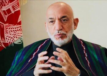 حامد کرزی: طالبان دې له نورو سره په ګډه خپل هېواد جوړ کړي