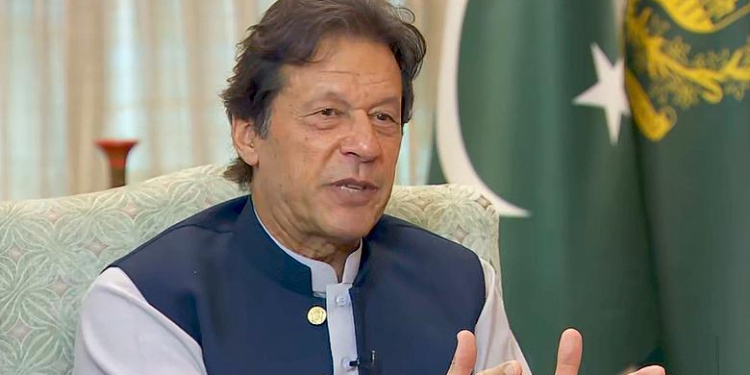 عمران خان: سوله ییز افغانستان ټولې سیمې ته د پرمختګ فرصت برابروي