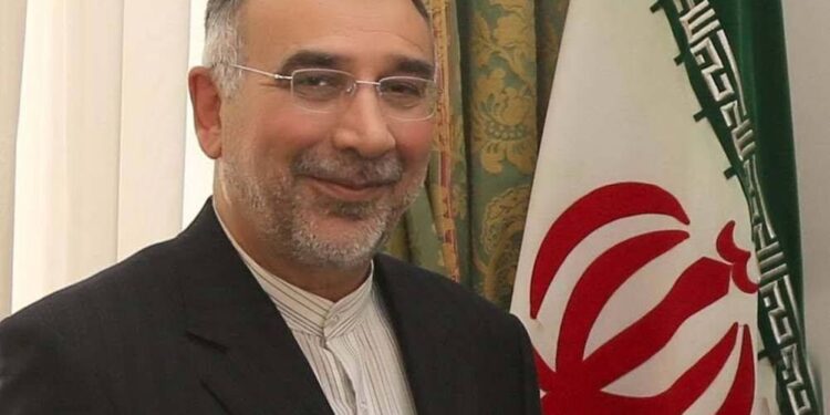ایران د م.م؛ ځانګړې استازې سره پر افغان سوله خبرې کړې