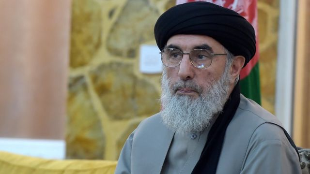 حکمتیار: اروپا او امریکا دې مفسدو افغان چارواکو ته پنا نه ورکوي